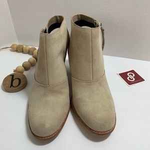 Dolce Vita Tan Leather bootie